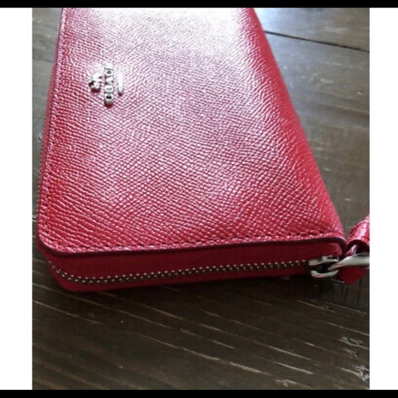 Coach Wallet - Picture 4 of 8